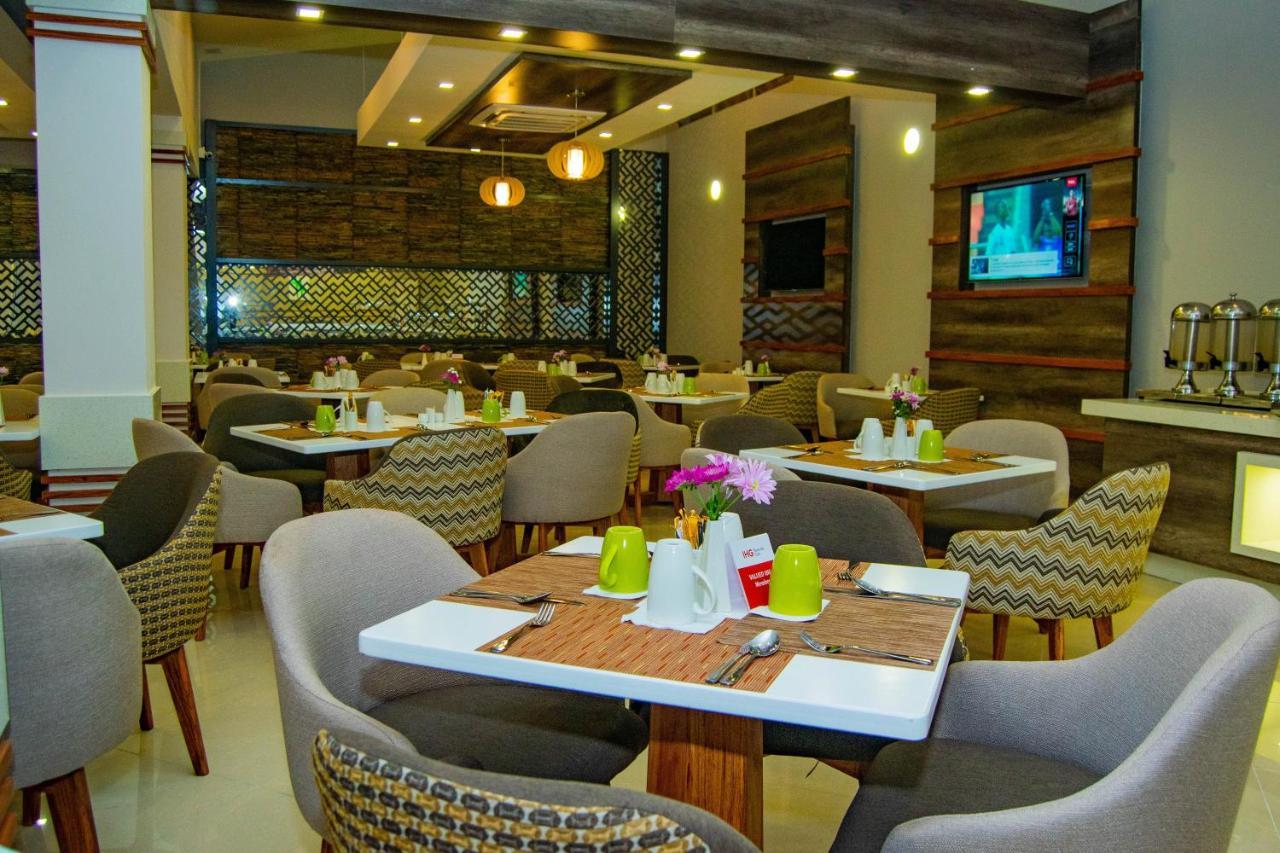 Holiday Inn - Mutare By Ihg Buitenkant foto