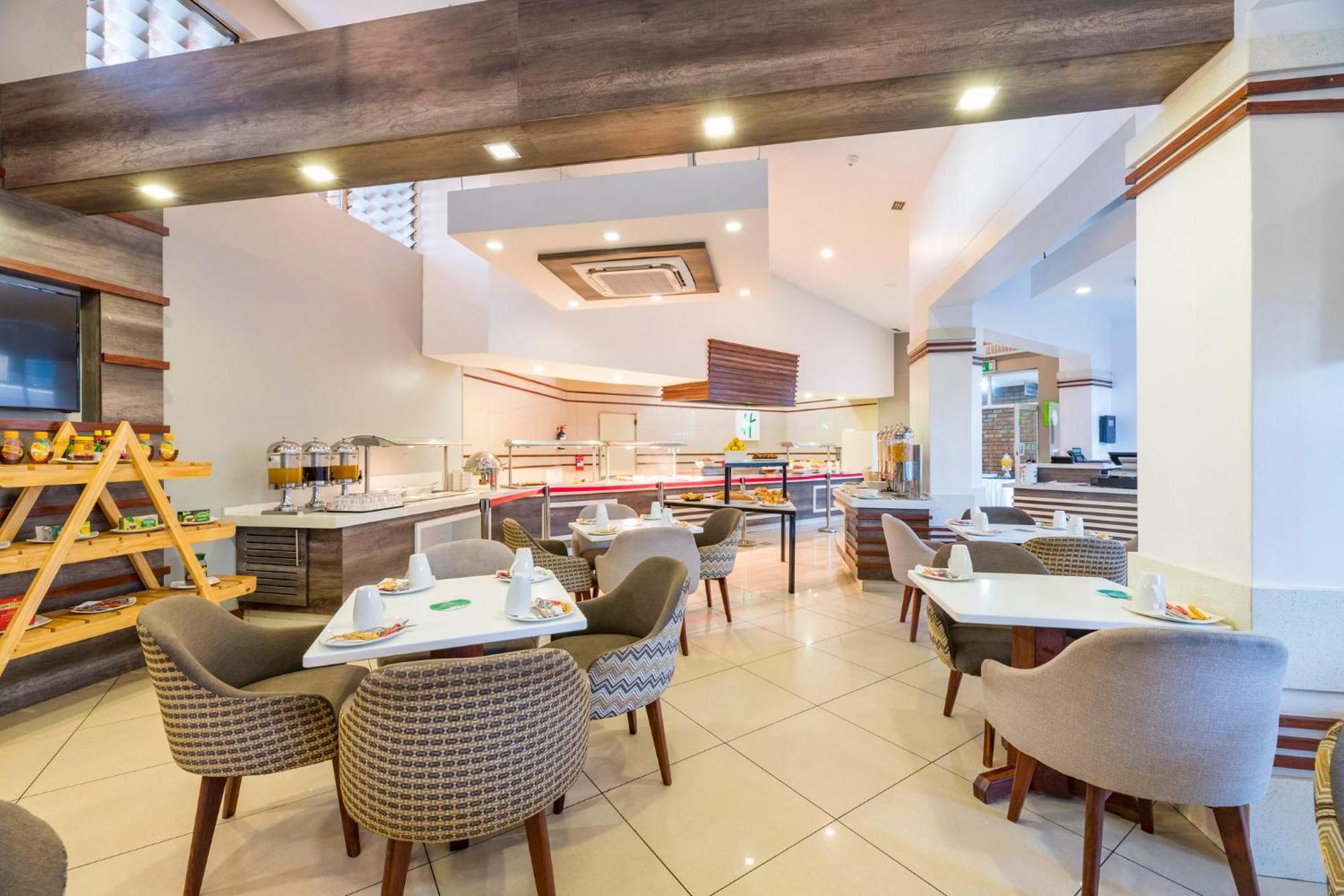 Holiday Inn - Mutare By Ihg Buitenkant foto